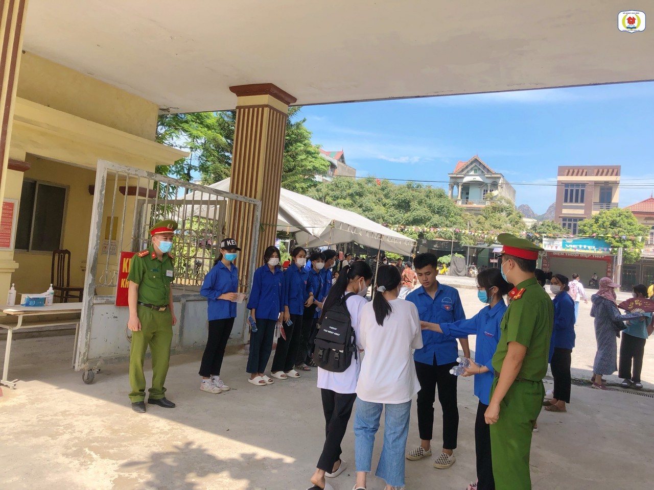 914b08deb9d47a8a23c5